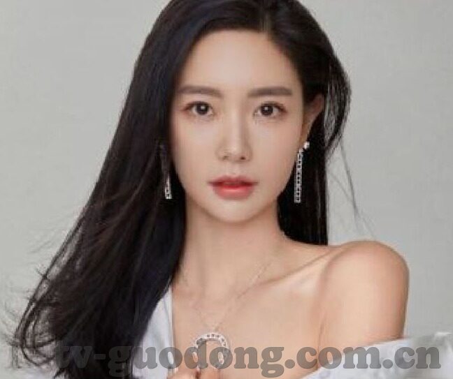 人妻熟女影音先锋-熟女的魅力，人妻角色在影音文化中的独特风采