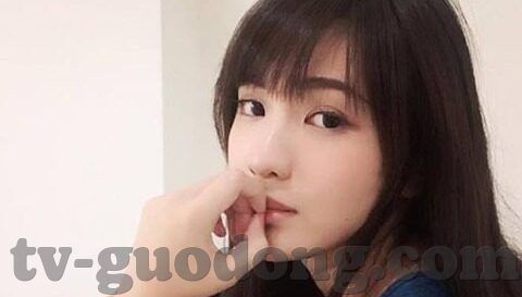 中文字字幕人妻中文-探索中文字幕的魅力，人妻中文的细腻情感表达